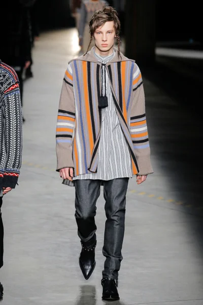 Look 31